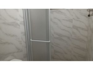 衛浴設備－淋浴拉門